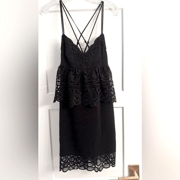 Gianni Bini Monica Lace Peplum Dress - Picture 2 of 8